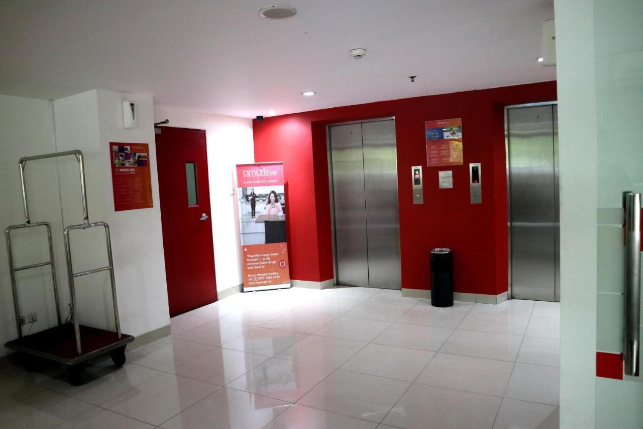 Amaris Hotel Dr. Susilo Grogol Giacarta Esterno foto