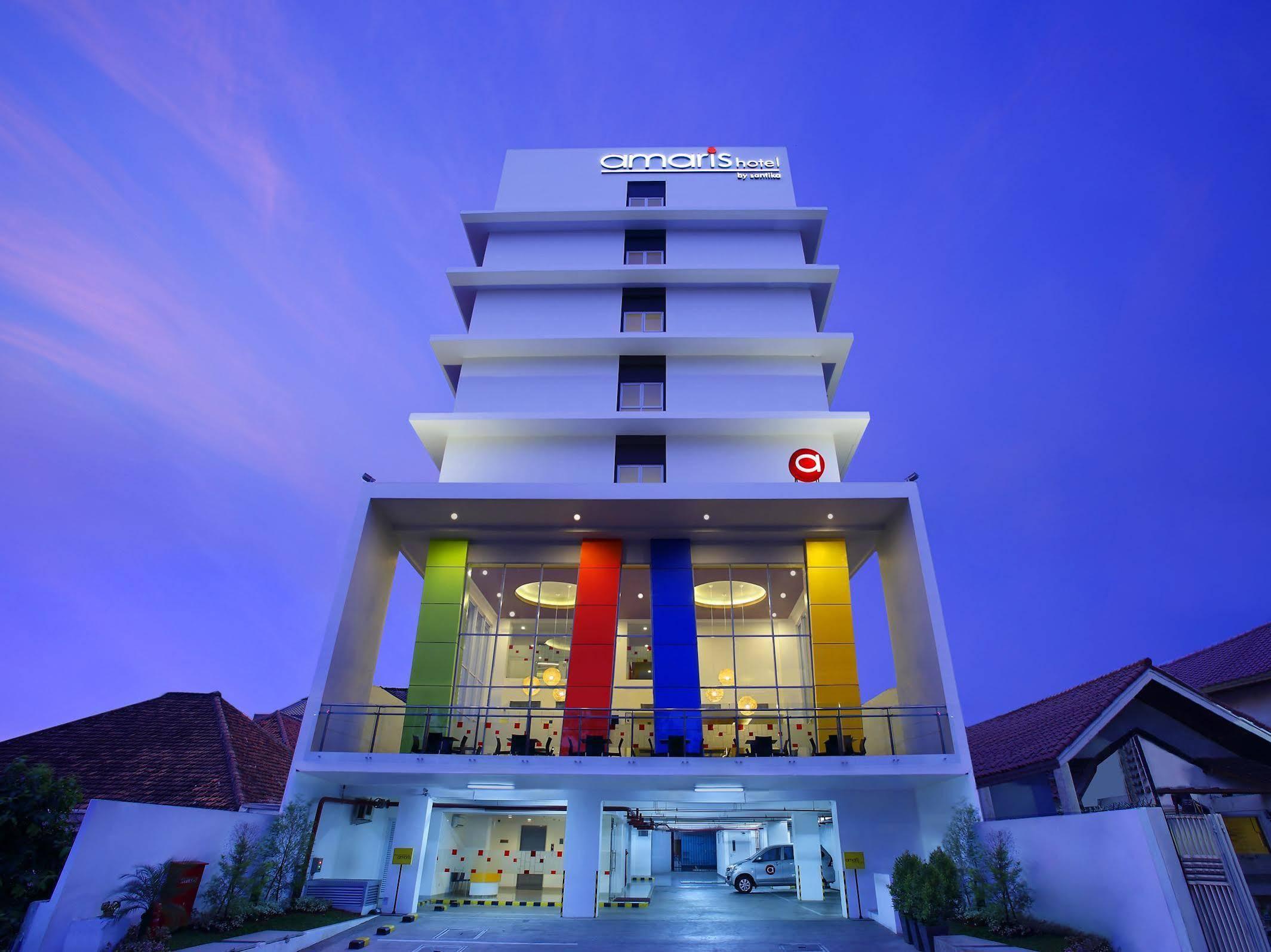 Amaris Hotel Dr. Susilo Grogol Giacarta Esterno foto